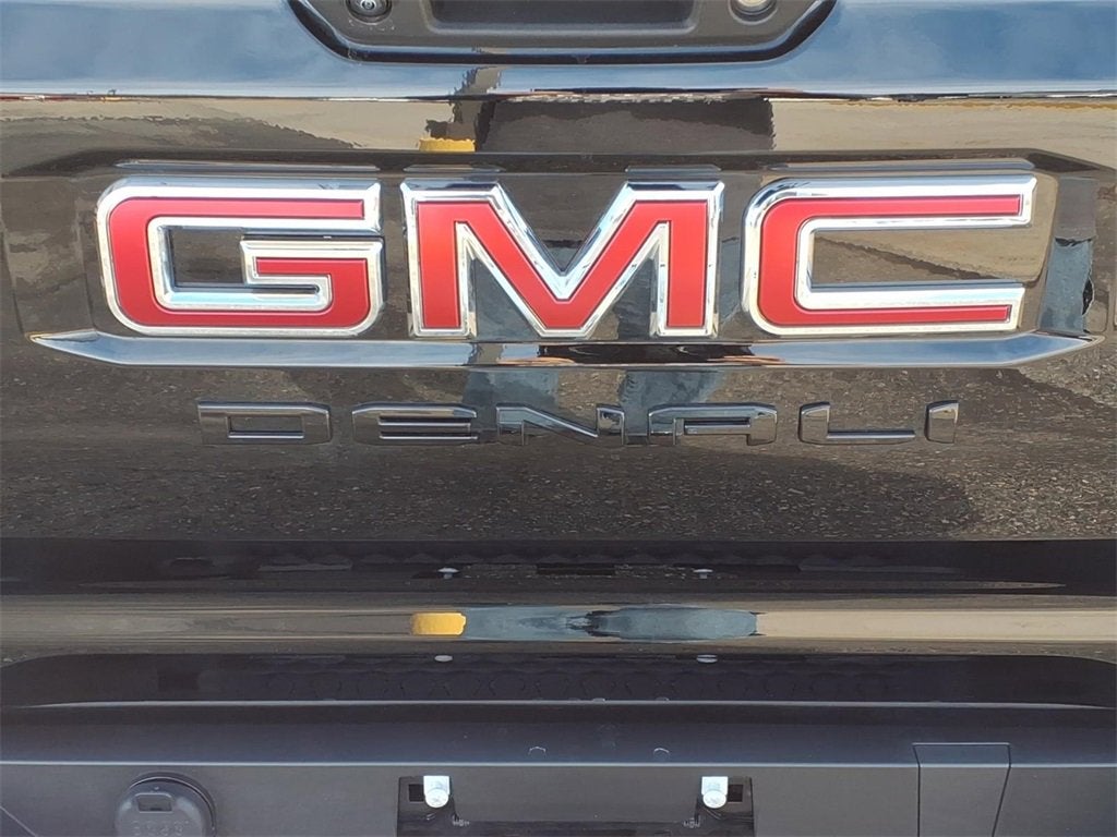 2025 GMC Canyon Denali