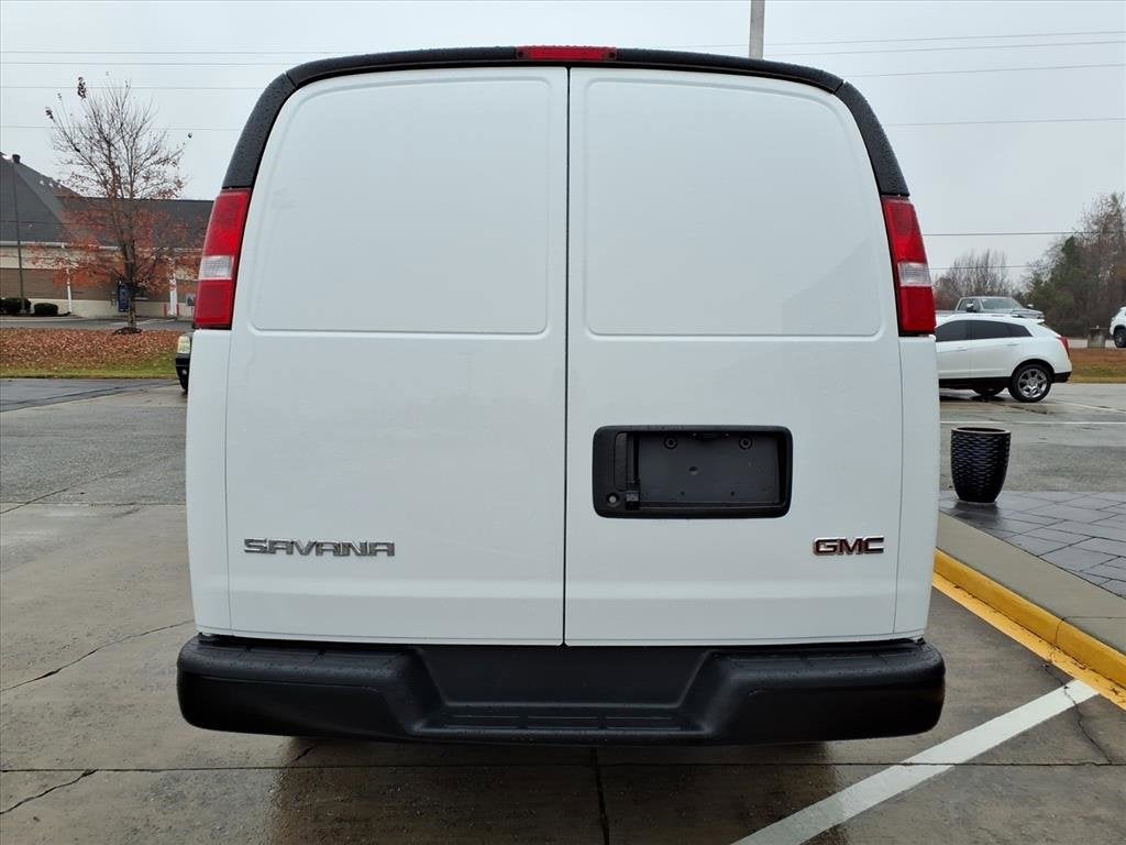 2025 GMC Savana Cargo 2500 Work Van