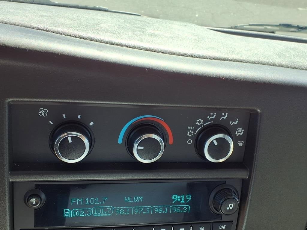 2020 Chevrolet Express Cutaway 3500 Base