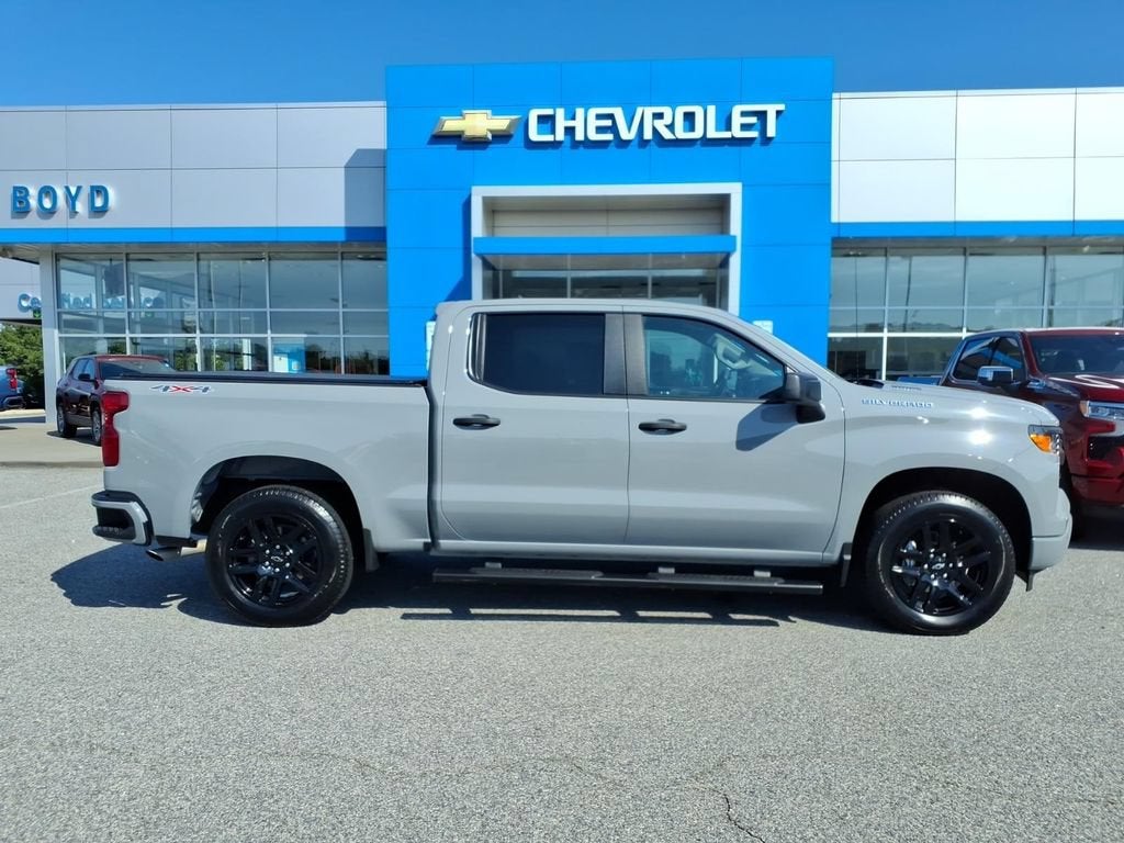 2025 Chevrolet Silverado 1500 Custom