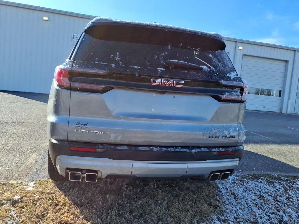 2025 GMC Acadia Elevation