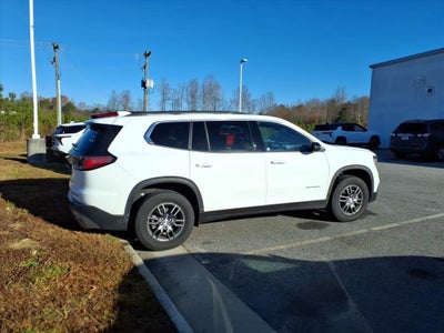 2025 GMC Acadia Elevation