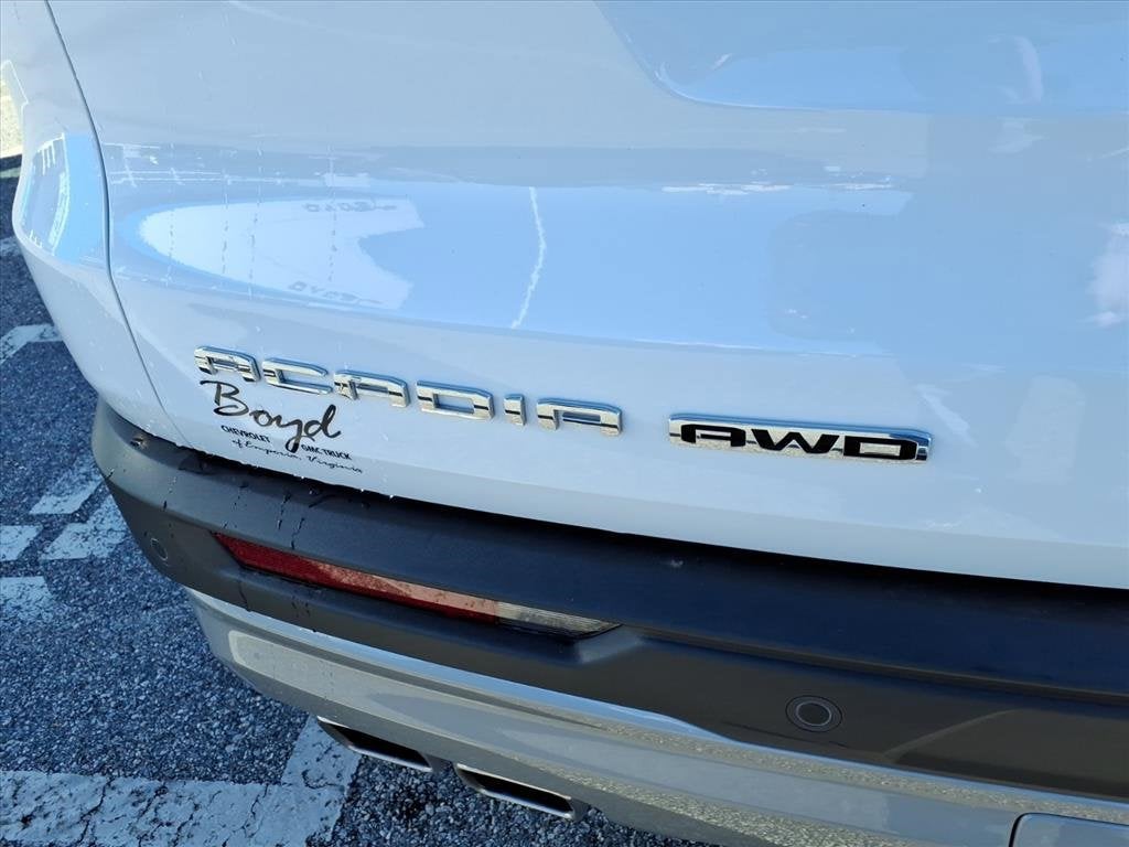 2025 GMC Acadia Elevation