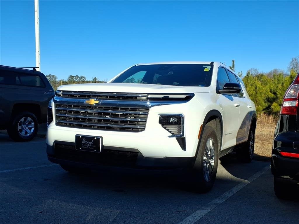 2025 Chevrolet Traverse LT