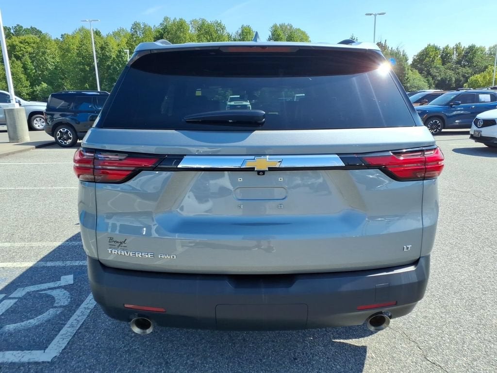 2023 Chevrolet Traverse LT Leather