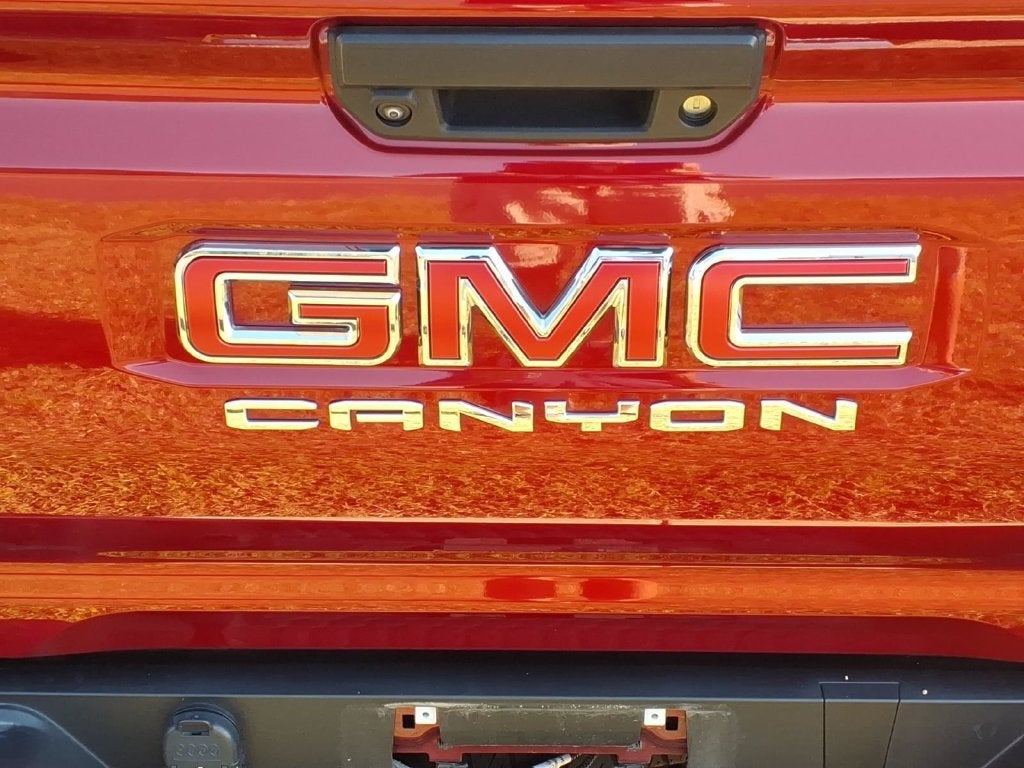 2025 GMC Canyon Elevation