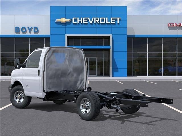 2026 Chevrolet Express Cutaway 3500 1WT