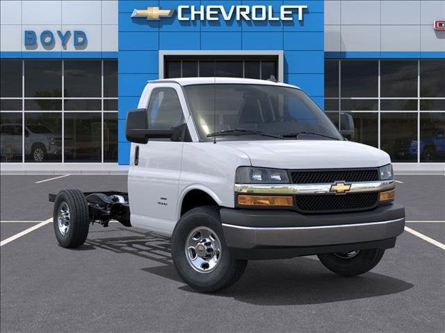 2026 Chevrolet Express Cutaway 3500 1WT