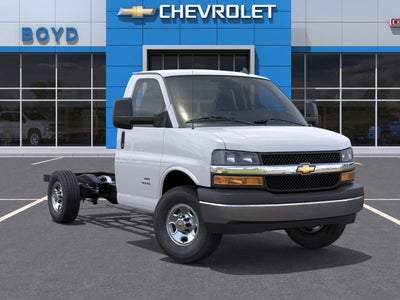 2026 Chevrolet Express Cutaway 3500 1WT