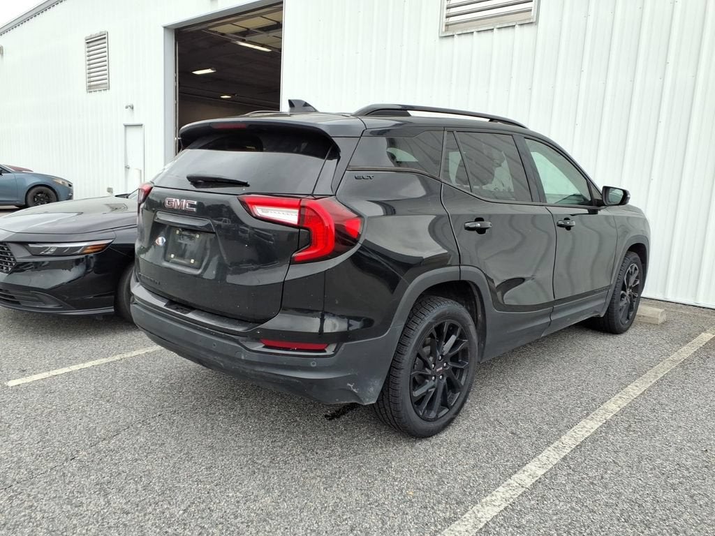 2023 GMC Terrain SLT