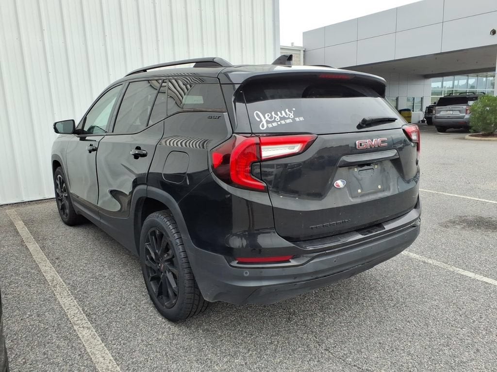 2023 GMC Terrain SLT