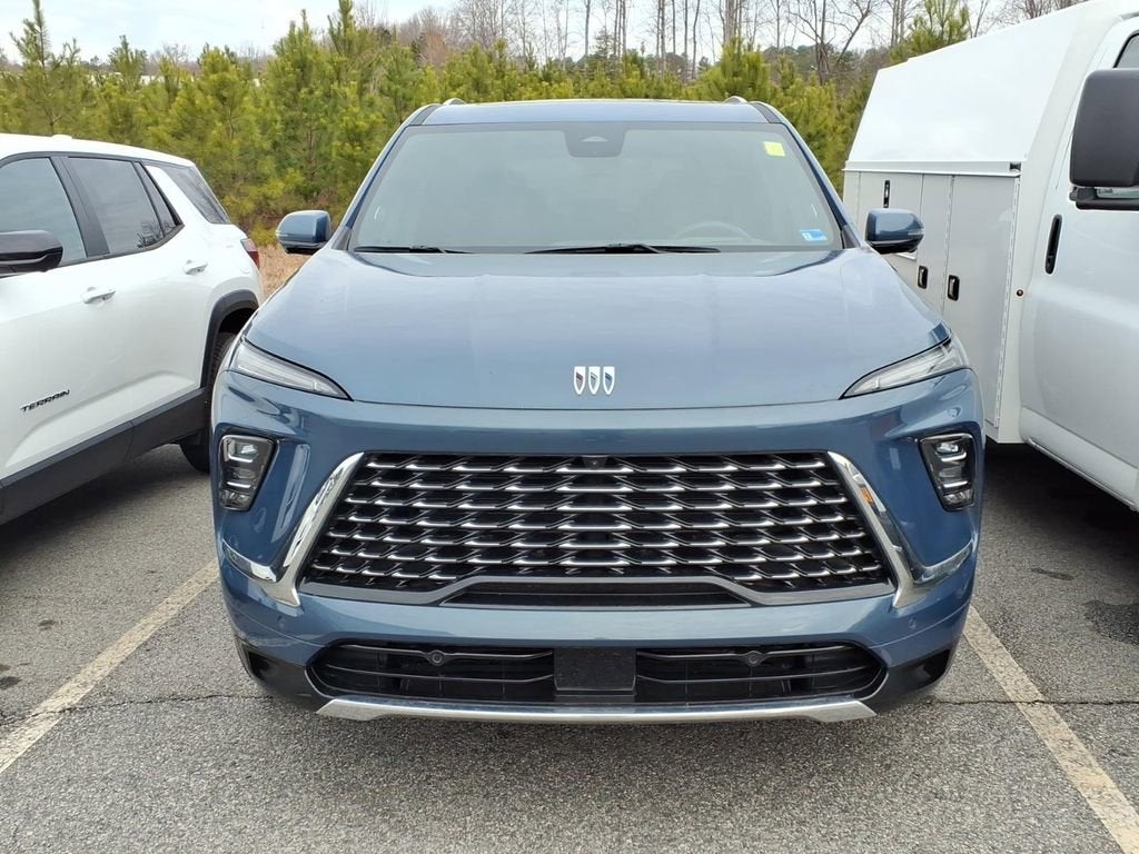 2025 Buick Enclave Avenir