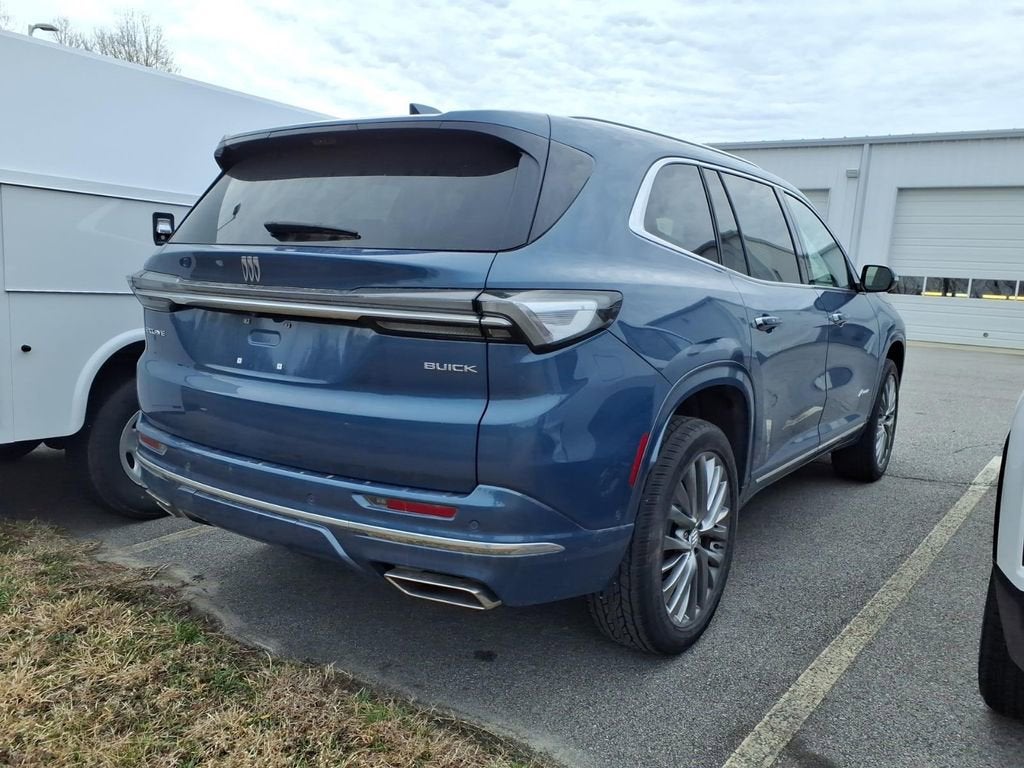 2025 Buick Enclave Avenir