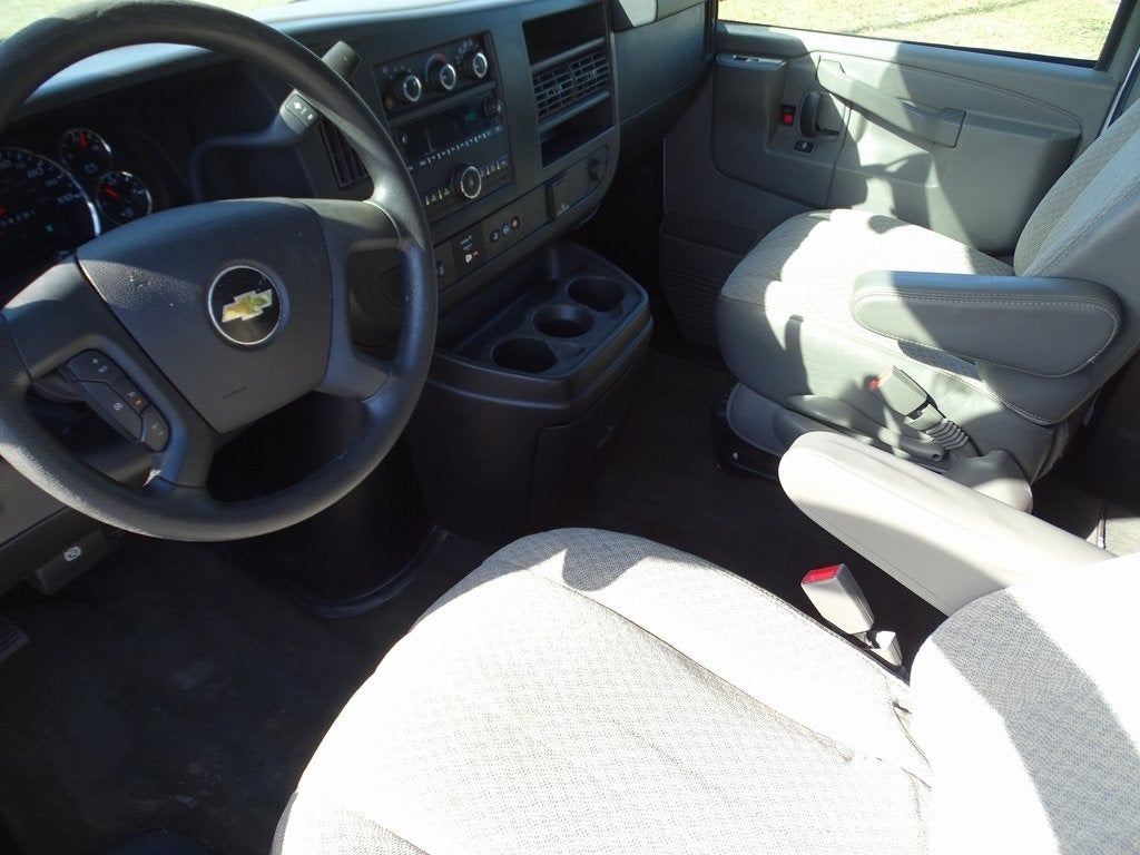 2018 Chevrolet Express 3500 LT Passenger