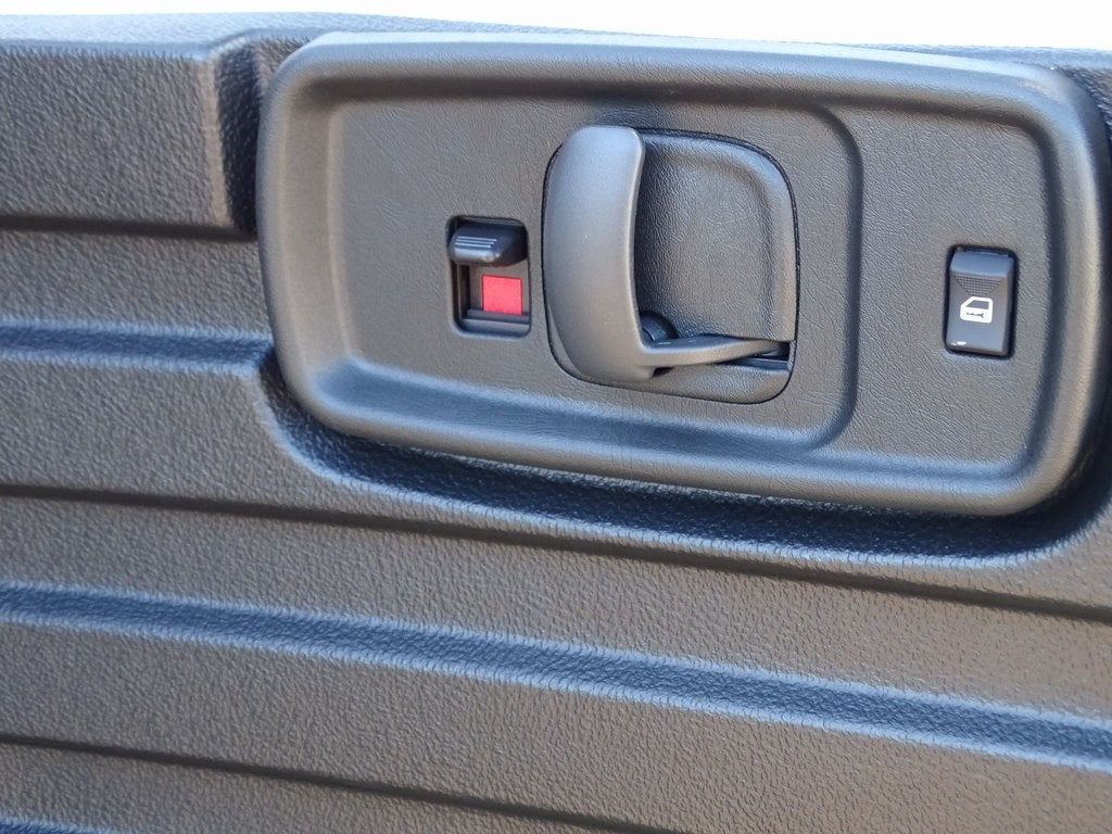 2025 Chevrolet Express 2500 Work Van Cargo