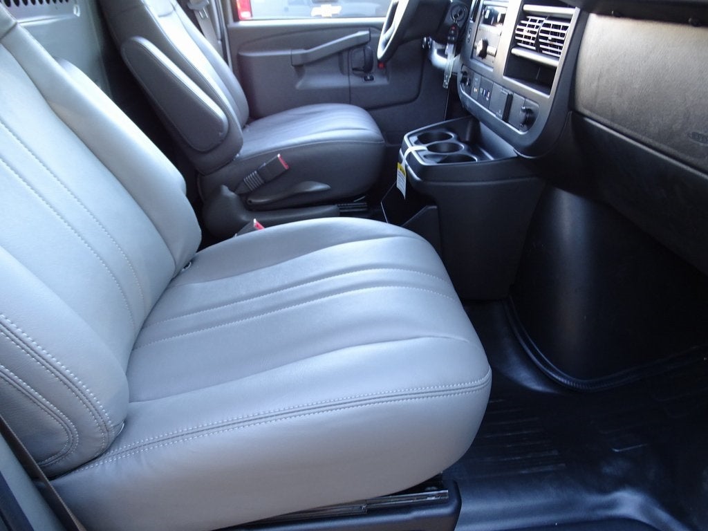 2025 Chevrolet Express 2500 Work Van Cargo