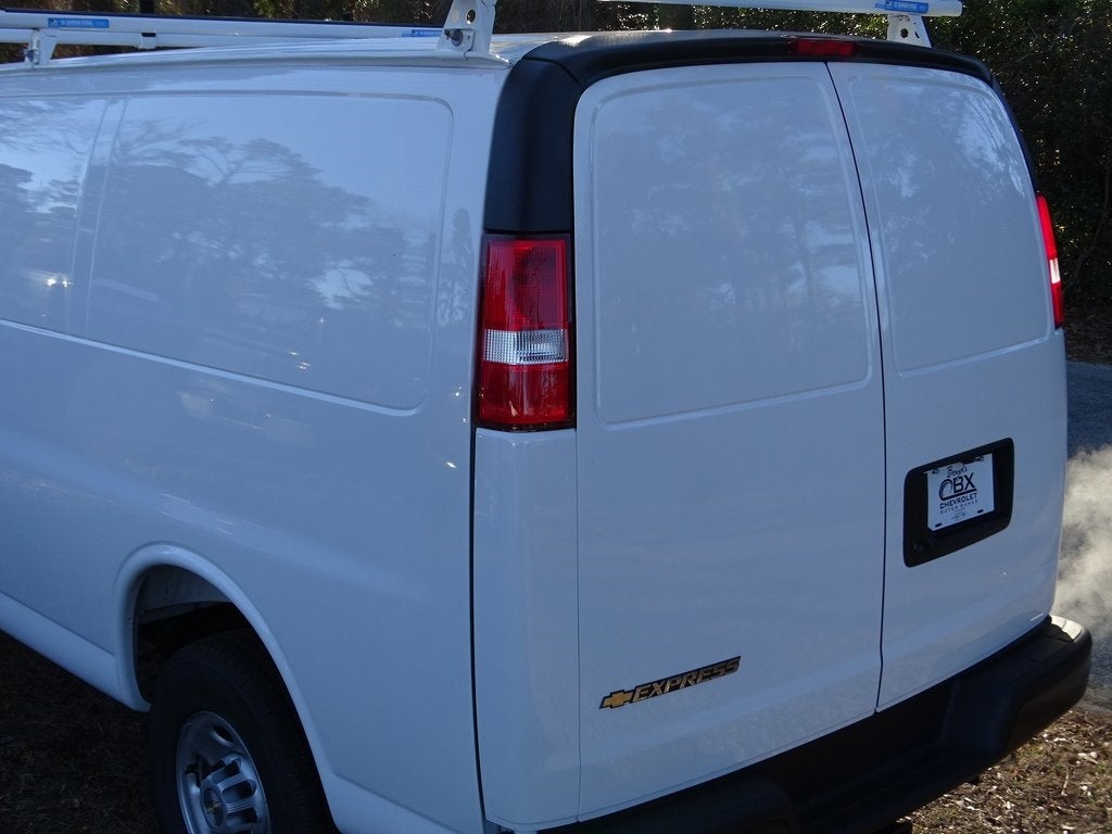2025 Chevrolet Express 2500 Work Van Cargo