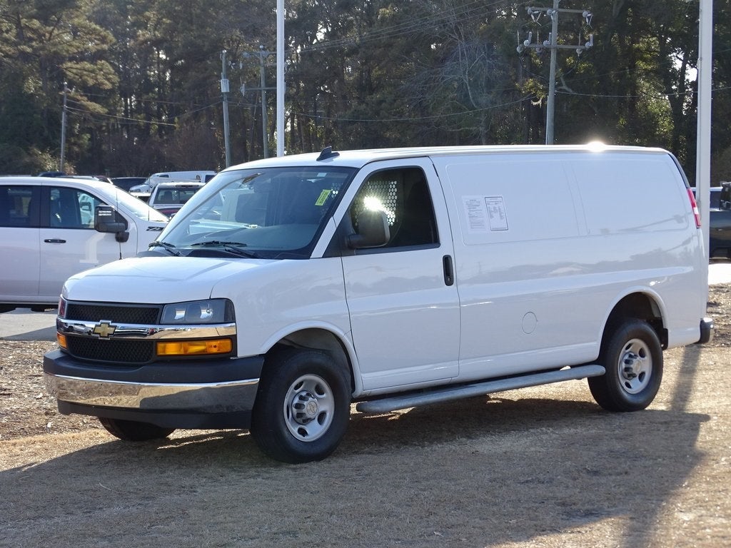 2024 Chevrolet Express 2500 Work Van Cargo
