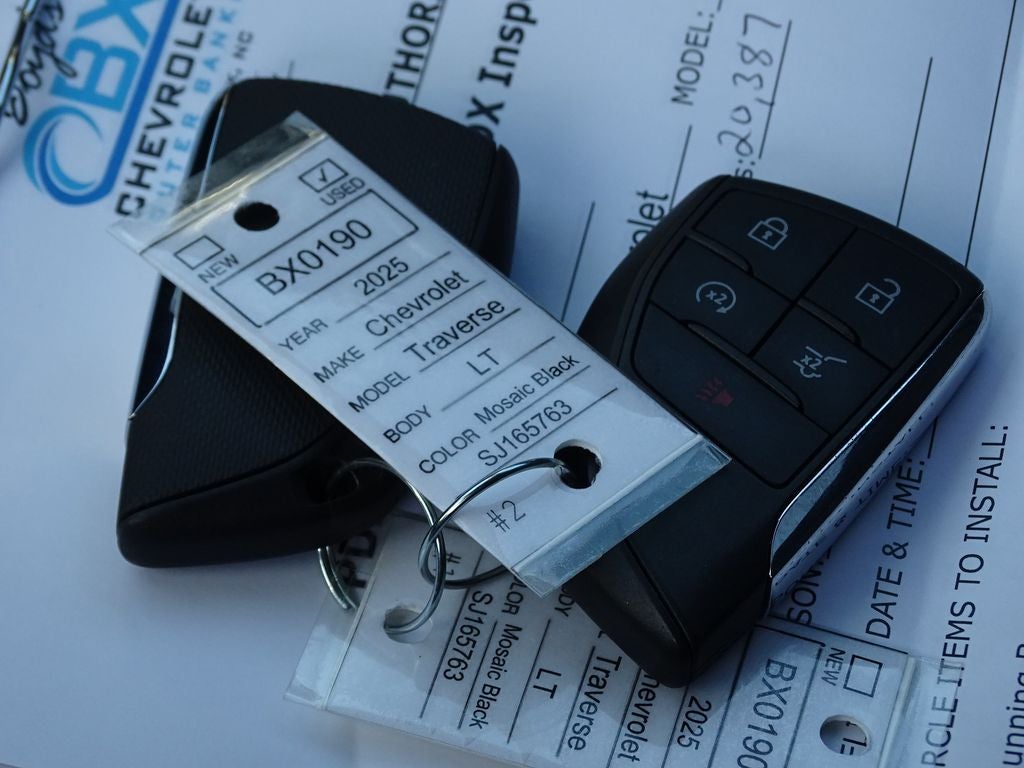 2025 Chevrolet Traverse LT 1LT