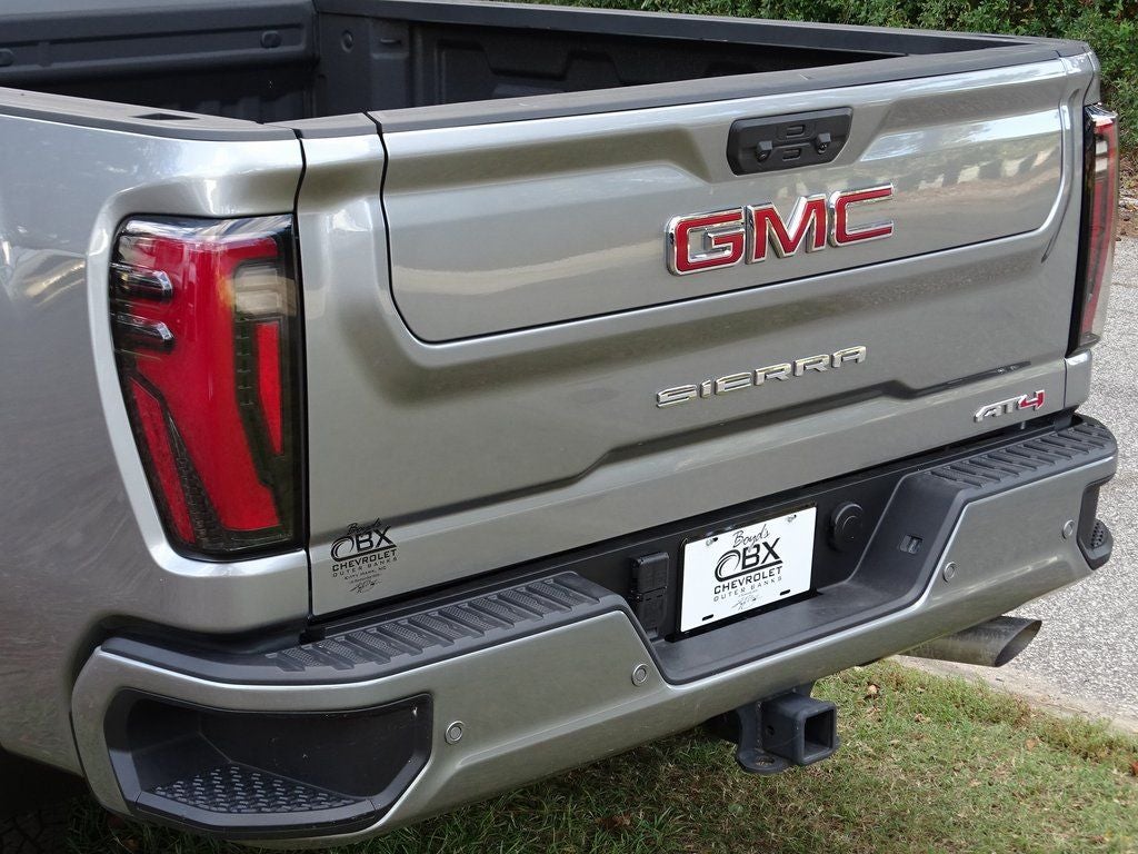 2025 GMC Sierra 2500HD AT4