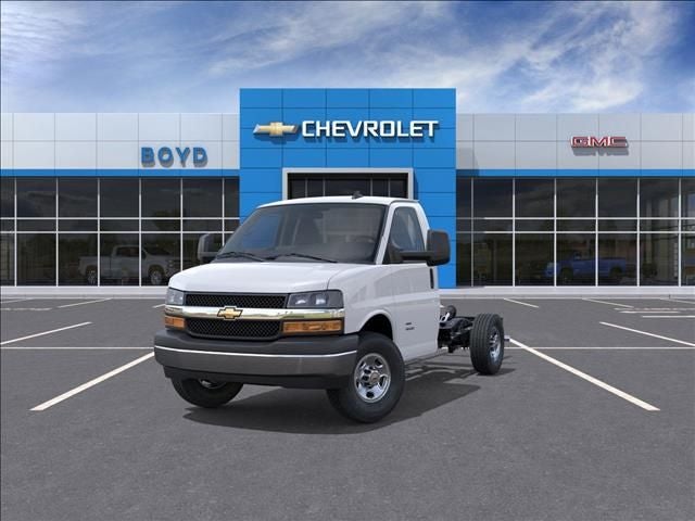 2026 Chevrolet Express 3500 Work Van Cutaway