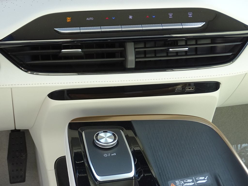 2025 Buick Enclave Avenir