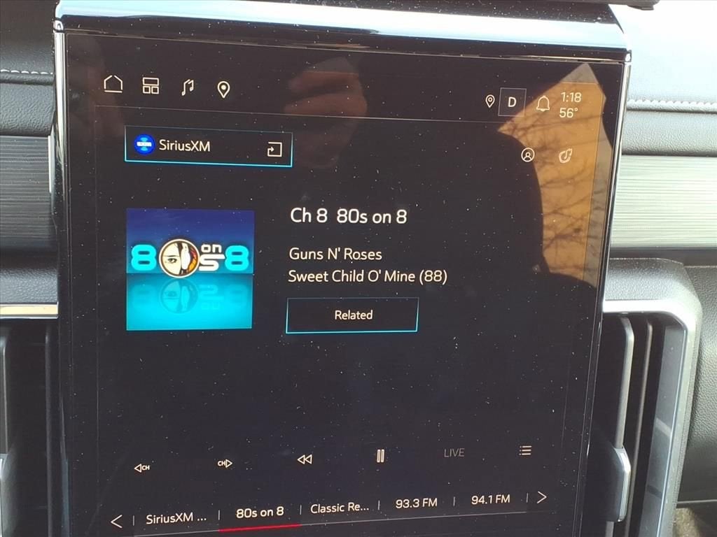 2025 GMC Acadia Elevation