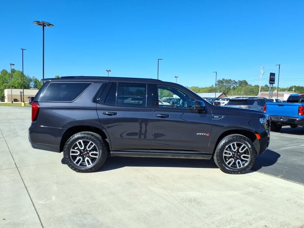 2024 GMC Yukon AT4