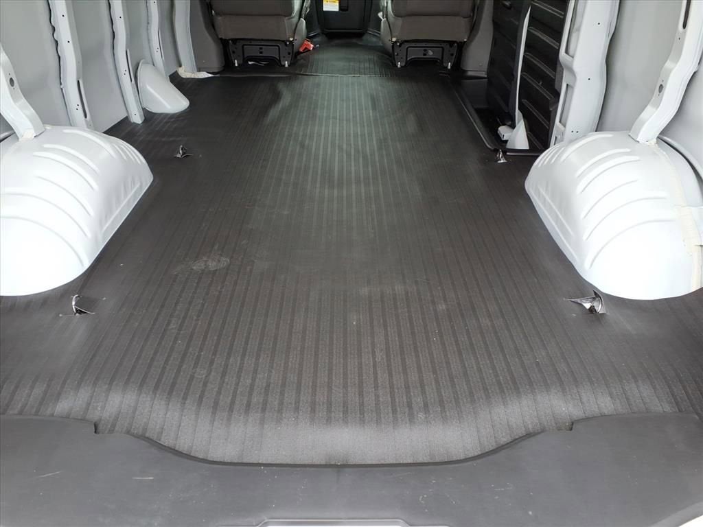 2025 GMC Savana Cargo 2500 Work Van