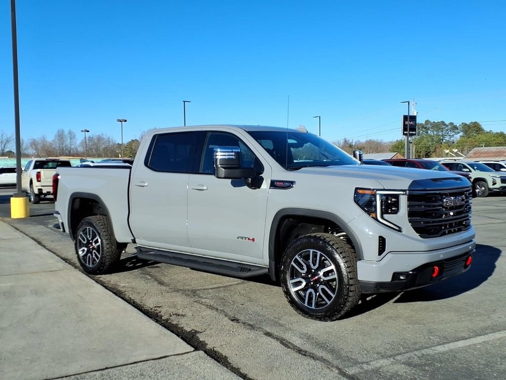 2024 GMC Sierra 1500 AT4