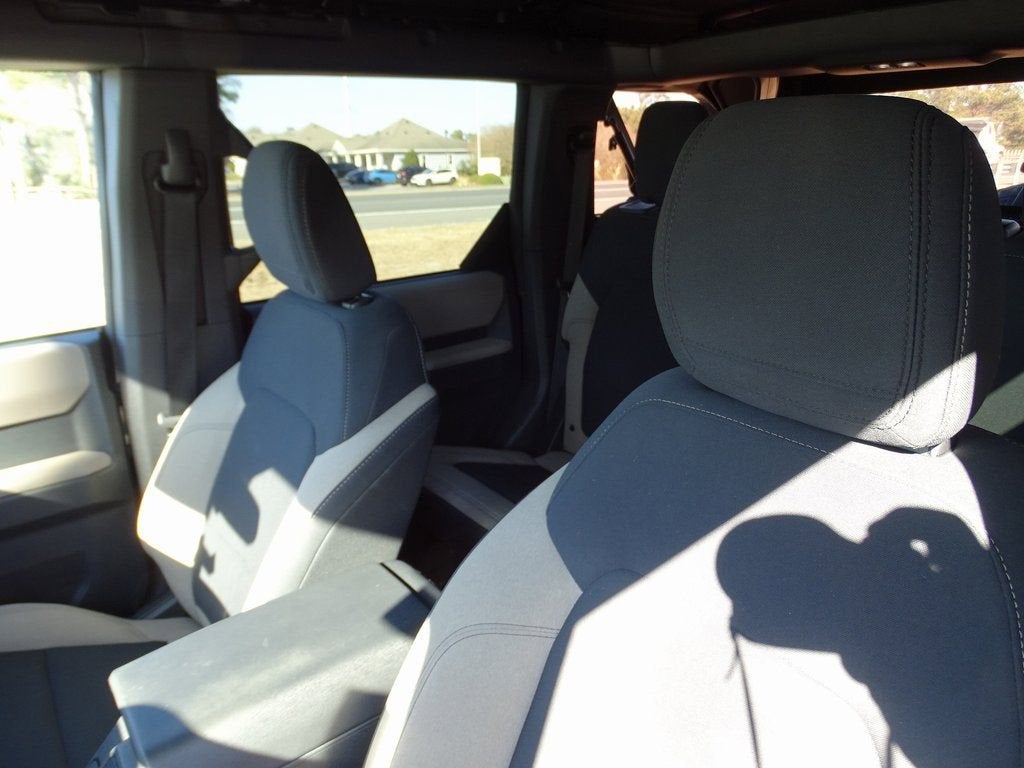 2023 Ford Bronco Base