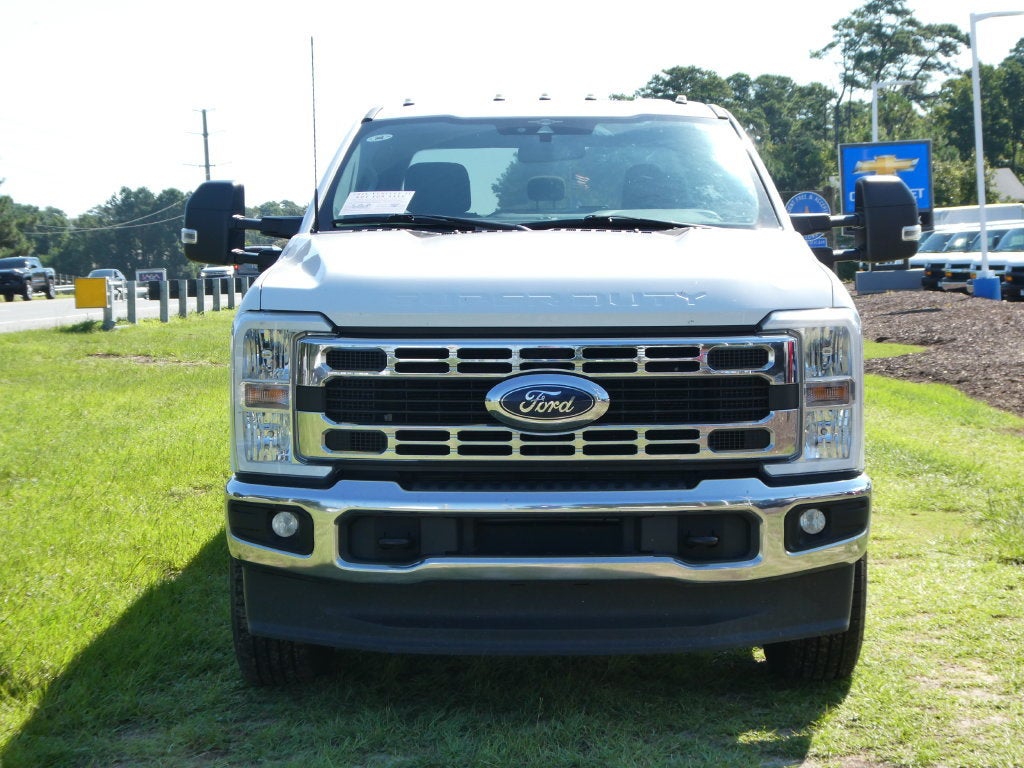 2023 Ford Super Duty F-350 SRW XL
