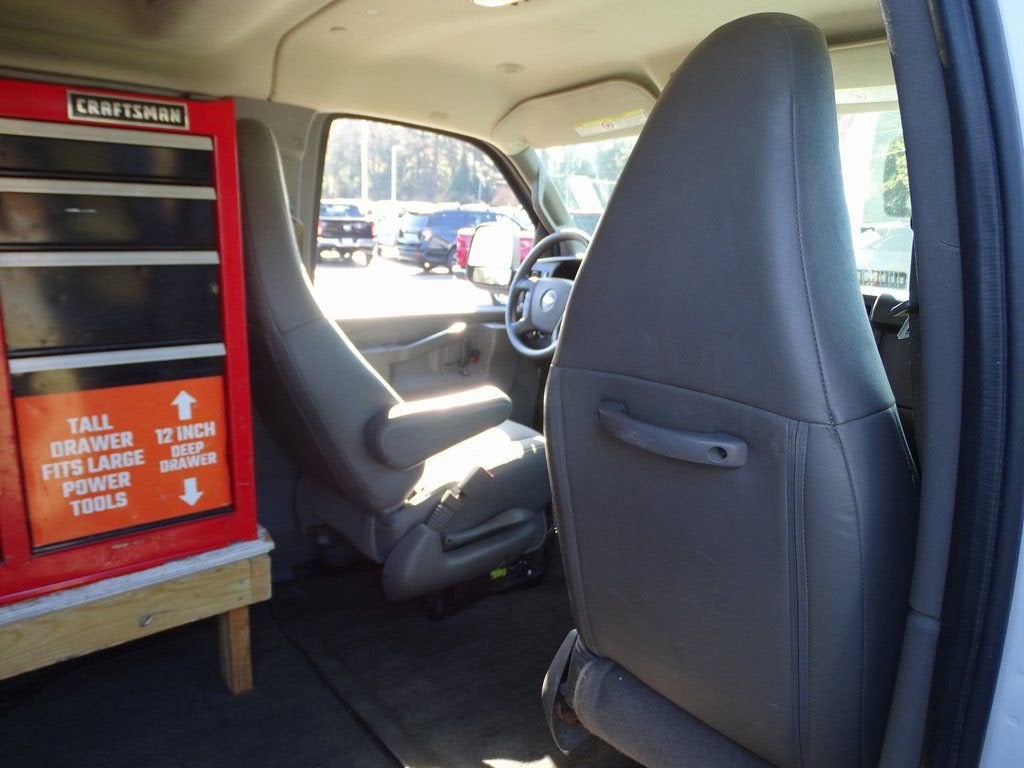 2018 Chevrolet Express Passenger 3500 LT