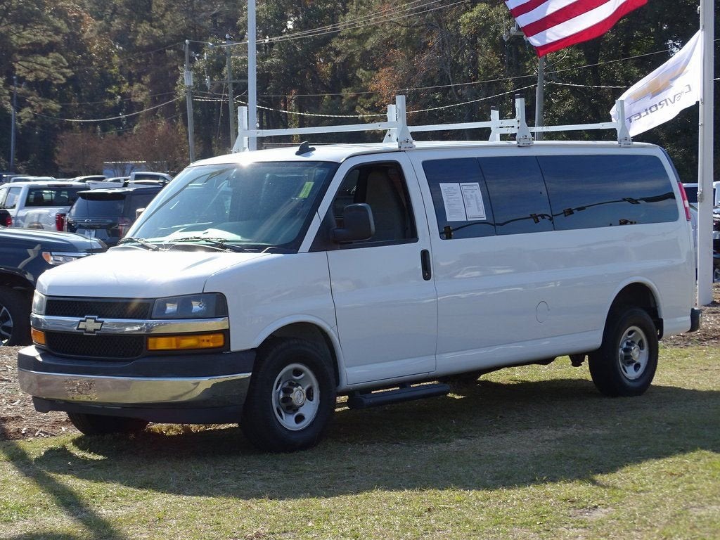 2018 Chevrolet Express Passenger 3500 LT