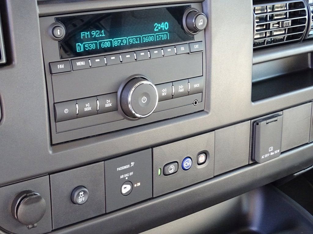 2025 Chevrolet Express Cargo 2500 WT