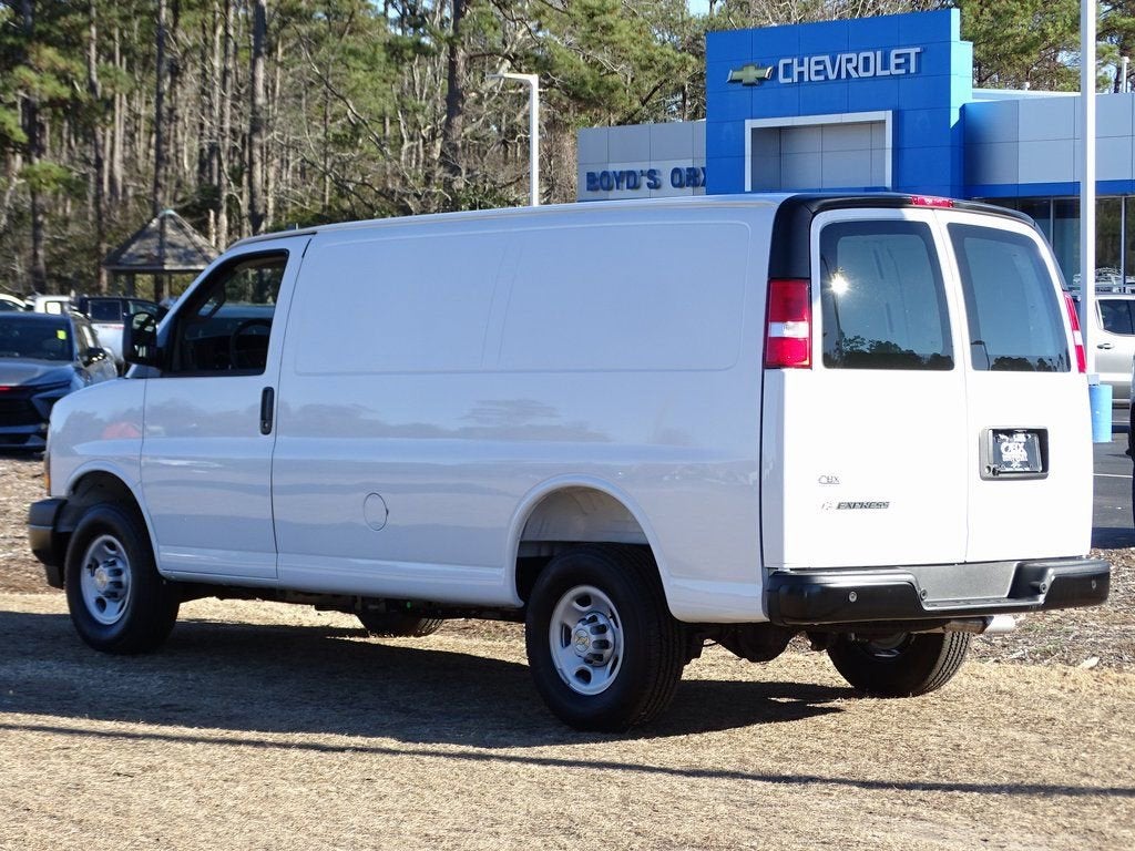 2025 Chevrolet Express Cargo 2500 WT