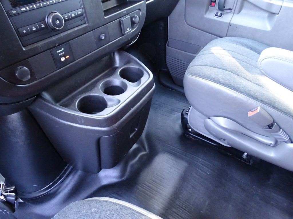 2024 Chevrolet Express Cargo 2500 WT