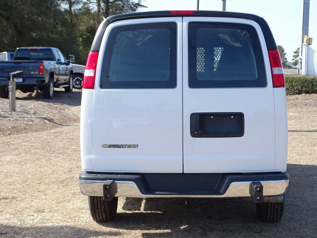 2024 Chevrolet Express Cargo 2500 WT