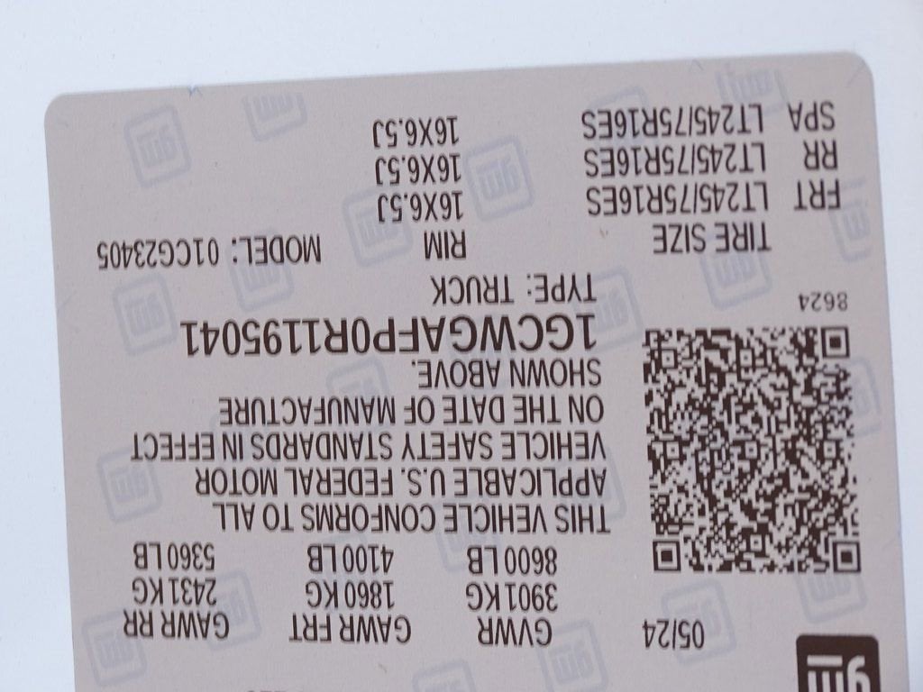 2024 Chevrolet Express Cargo 2500 WT