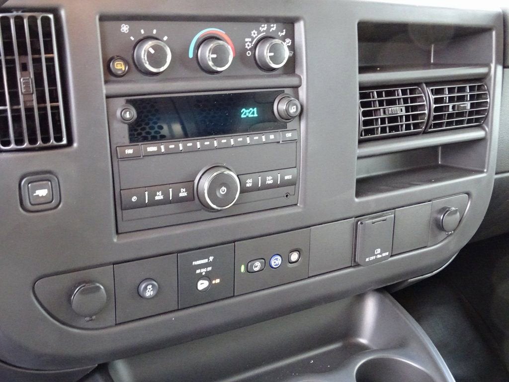 2025 Chevrolet Express Cargo 2500 WT