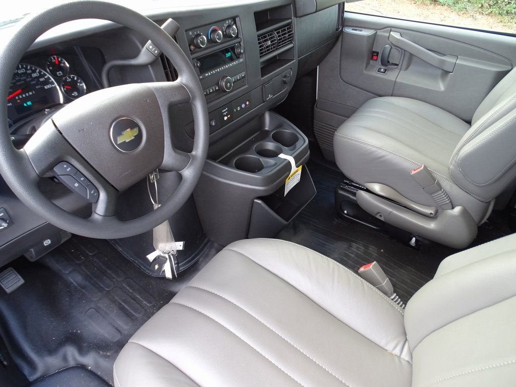 2025 Chevrolet Express Cargo 2500 WT