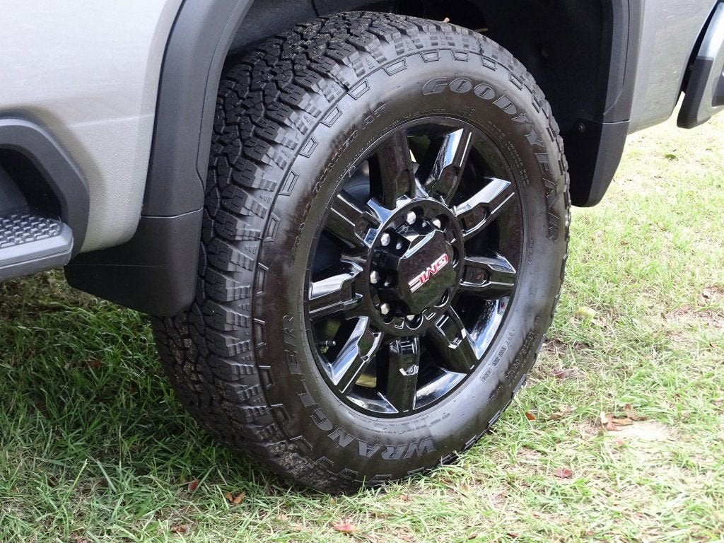 2025 GMC Sierra 2500 HD AT4