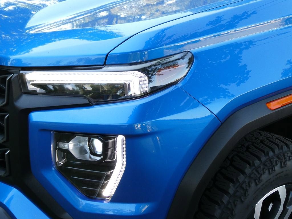 2024 GMC Canyon AT4