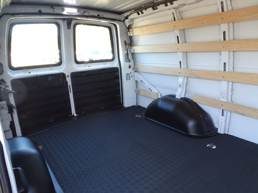 2024 GMC Savana Cargo 2500 Work Van