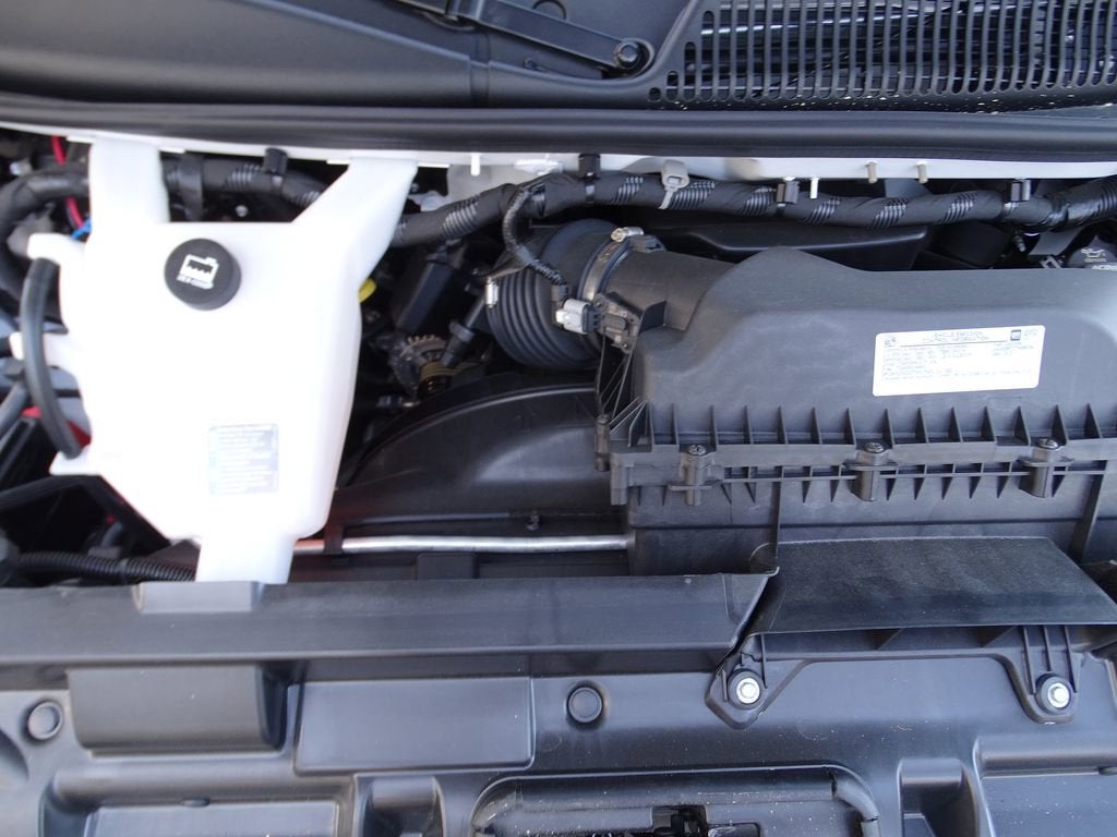 2026 Chevrolet Express Cutaway 3500 1WT