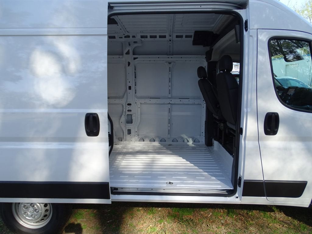 2024 RAM ProMaster Cargo Van Tradesman